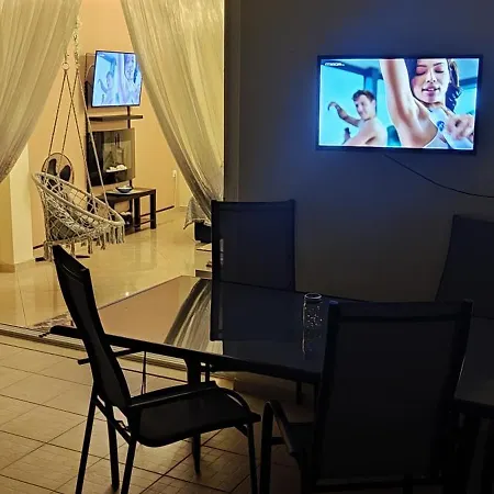 Delphitea Philoxenia Apartamento