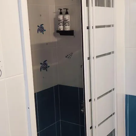 Delphitea Philoxenia