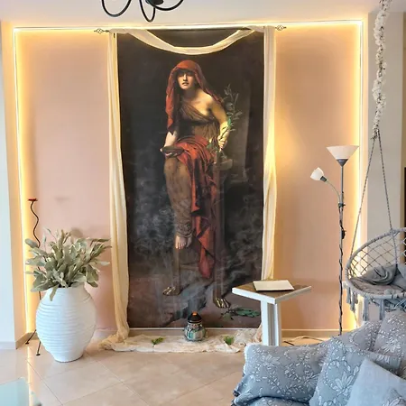 Delphitea Philoxenia *