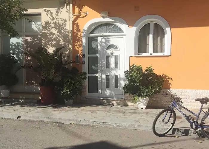 Delphitea Philoxenia Apartment Itea