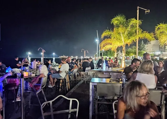 Delphitea Philoxenia Apartment *