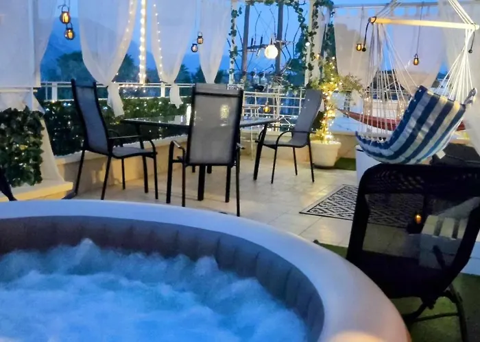 Delphitea Philoxenia * Itea