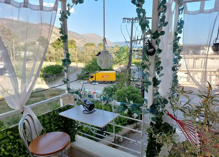 Delphitea Philoxenia