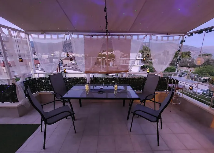 Delphitea Philoxenia